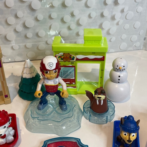 Paw Patrol Advent ❄️🛷Calendar Playset (used - 2019) - Picture 8 of 10